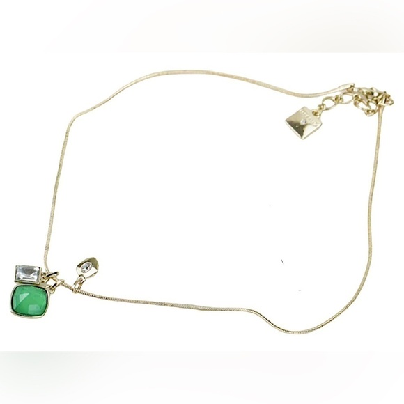 ANNE KLEIN • Green Gemstone Pendant Necklace - Picture 2 of 3